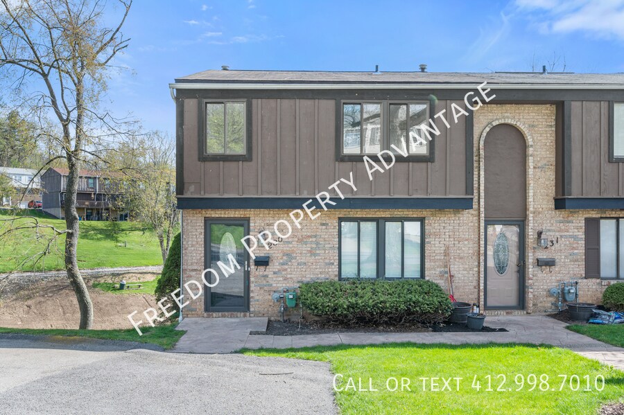 Primary Photo - 230 Pheasant Cove - Canonsburg