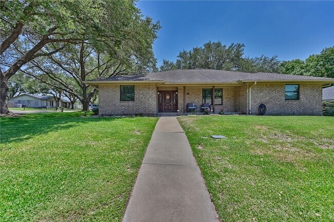 Foto del edificio - 1600 Pecan St