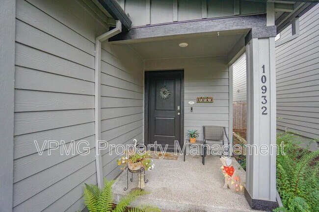 Foto del edificio - 10932 NE 127th Ave