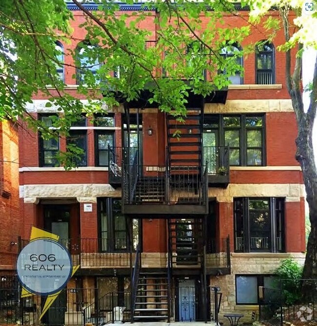 Building Photo - 647 W Deming Pl