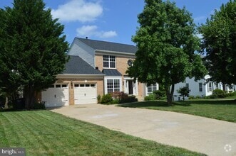 Building Photo - 1562 Kingstream Cir