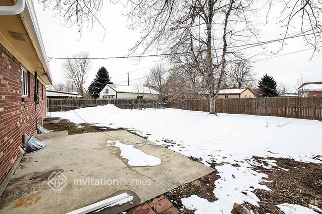 Building Photo - 2122 Truda Dr
