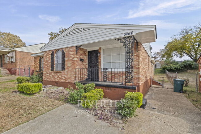 Photo - Westwood Beauty!!!! Section 8 Welcomed !!!!! House