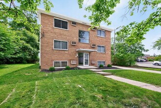 Building Photo - 6140 Ridge Ave