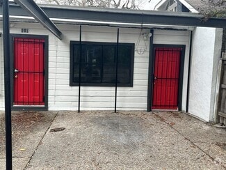 Building Photo - 810 Woodrow St
