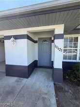 Building Photo - 10625 Windsmont Ct