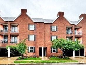 Building Photo - 1040 Spotswood Ave