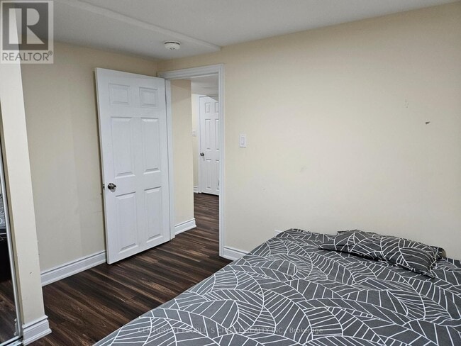 Building Photo - 46 Appleby Dr