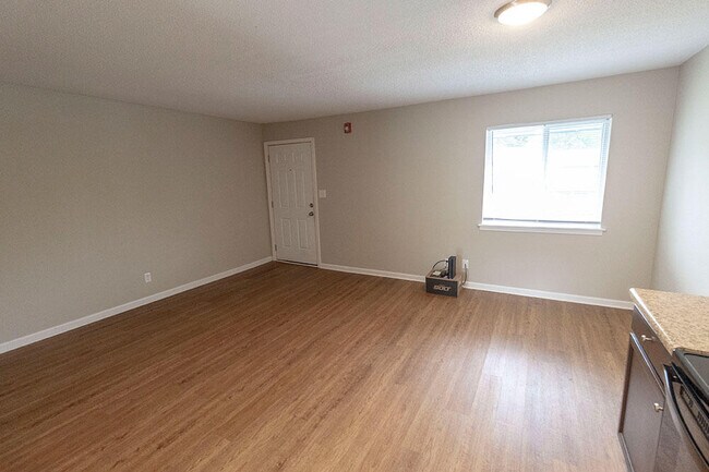 Foto del edificio - 105 N Garth Ave