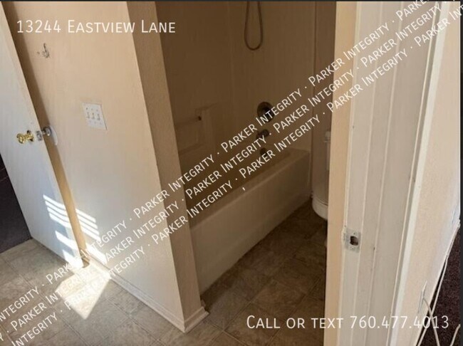 Foto del edificio - 13244 E View Ln