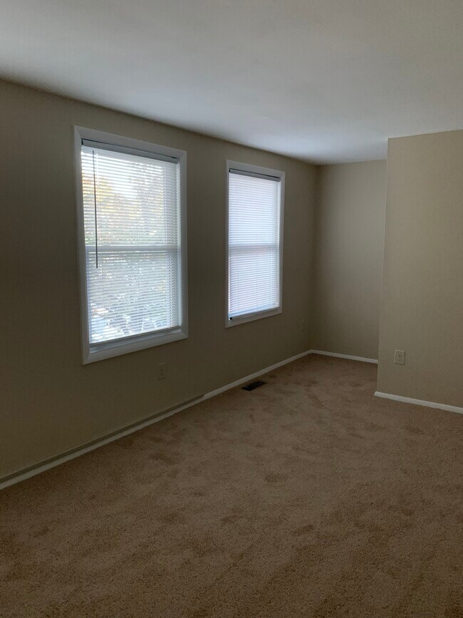 Foto del edificio - 9304 Gildenfield Ct