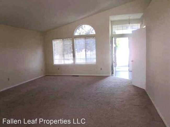 Building Photo - 3 br, 2 bath House - 1185 Red Leaf Way