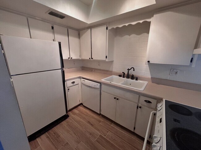 Foto del edificio - Prime Scottsdale Location! 2 bed 1.5 bath ...