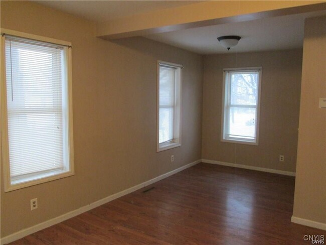 Foto del edificio - 418 Cross St