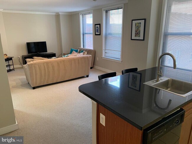 Foto del edificio - 631 D Street NW
