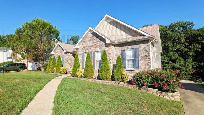 Building Photo - 3317 Sunny Slope Dr