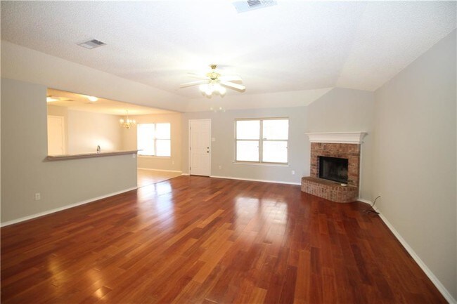 Foto del edificio - 7903 Peregrine Trail