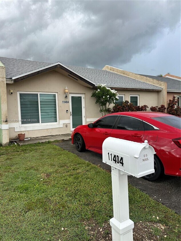 Foto principal - 11404 SW 147th St