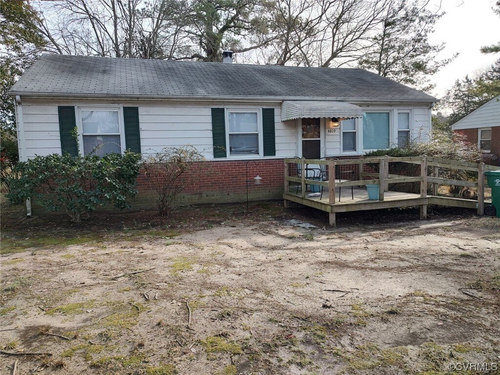 Primary Photo - 4809 Chardon Rd