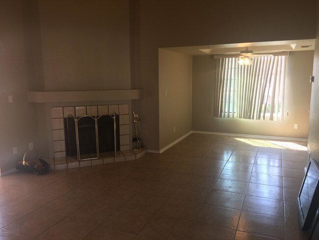 Foto del edificio - 9695 N 93rd Way