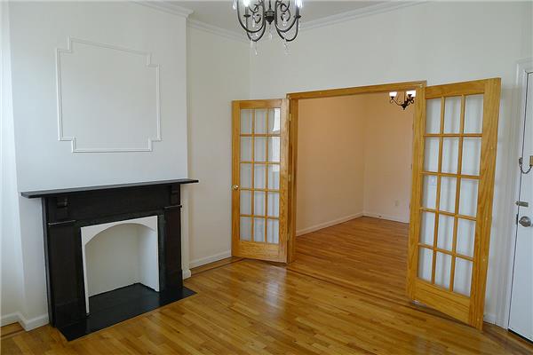 Primary Photo - 168 Franklin St