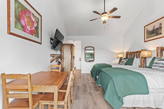 Building Photo - Modern Studio Home in Desirable Prospector...