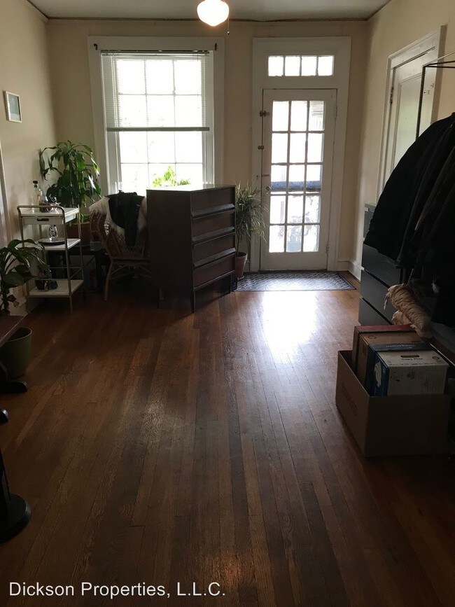 Foto del edificio - 2826 W Grace St