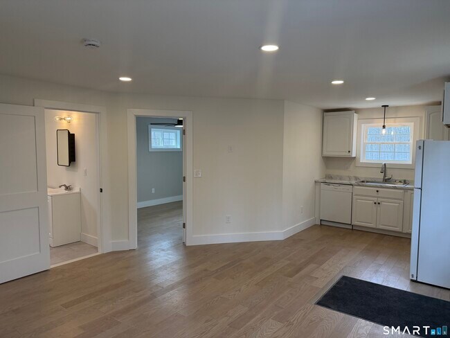 Foto del edificio - 424 Thrall Ave