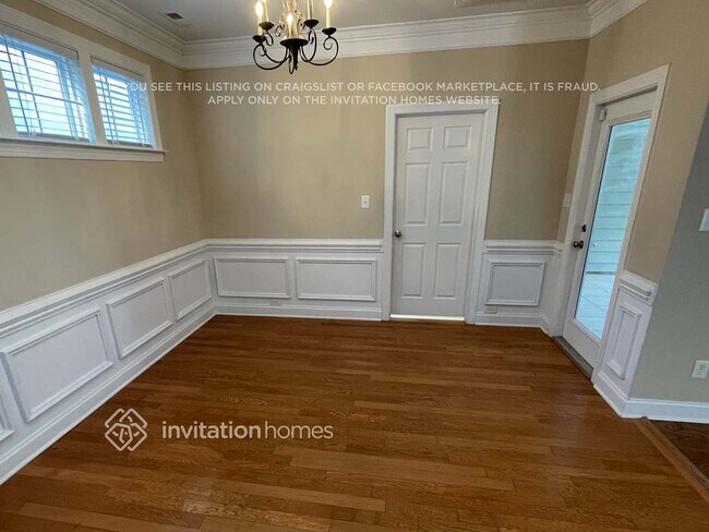 Foto del edificio - 6417 Hove Rd