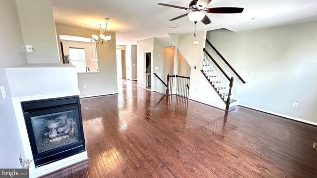 Building Photo - 1700 Fernwood Dr