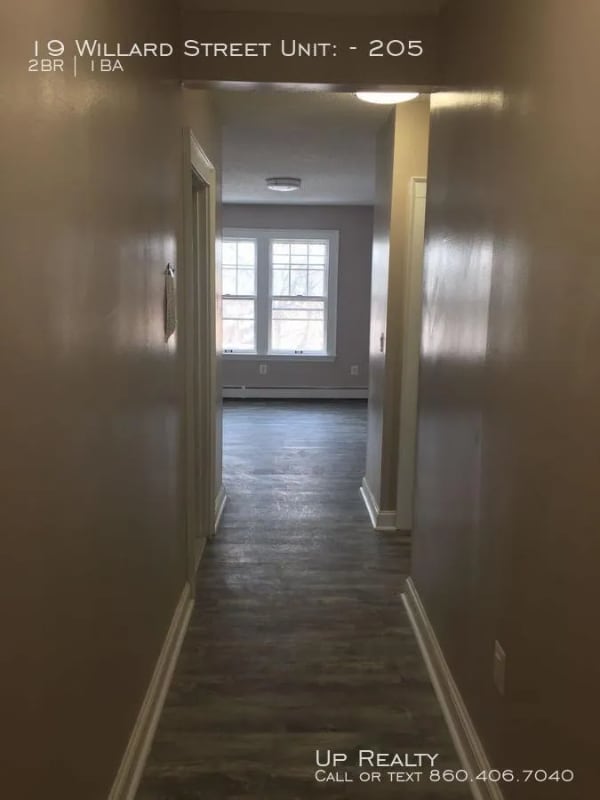 Building Photo - 17-21-21 Willard St