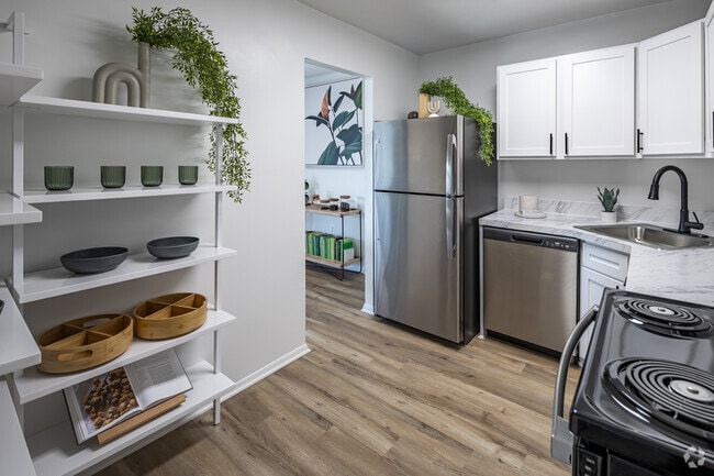 Photo - ReNew Nottingham Apartments