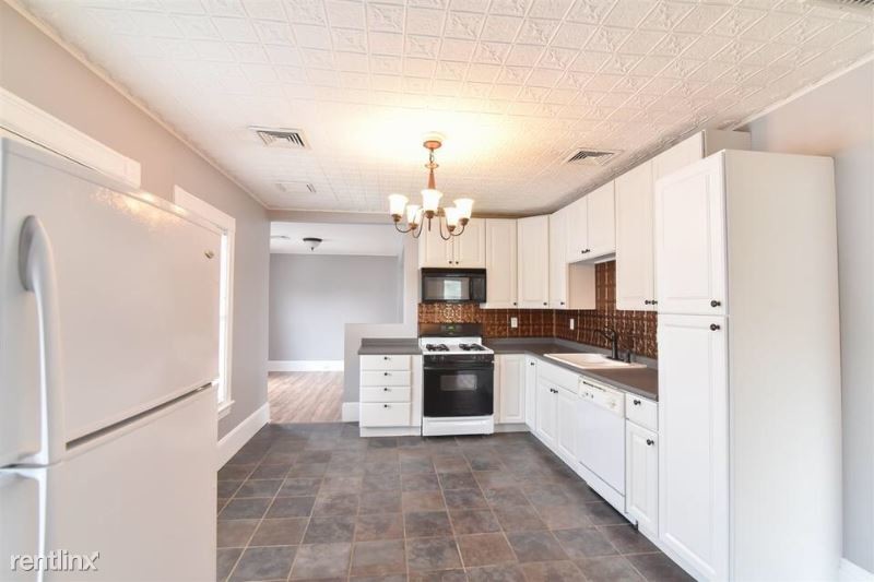 Primary Photo - 48 Cumberland St