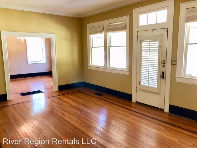 Building Photo - 3 br, 2.5 bath House - 1904 Ridge Avenue