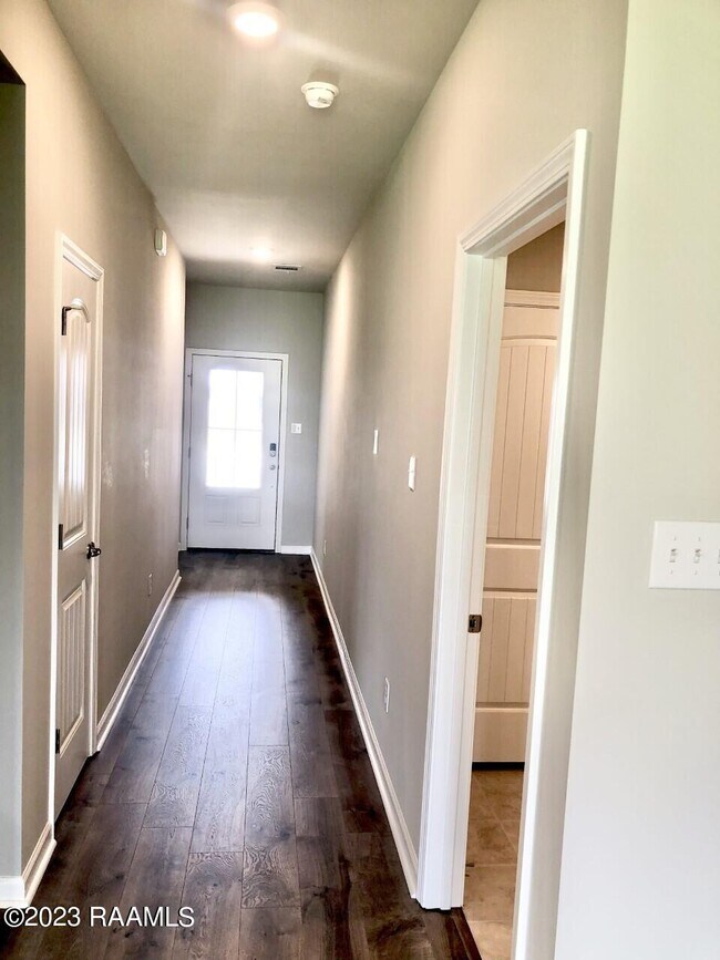 Foto del edificio - 109 Abbeywood Ct