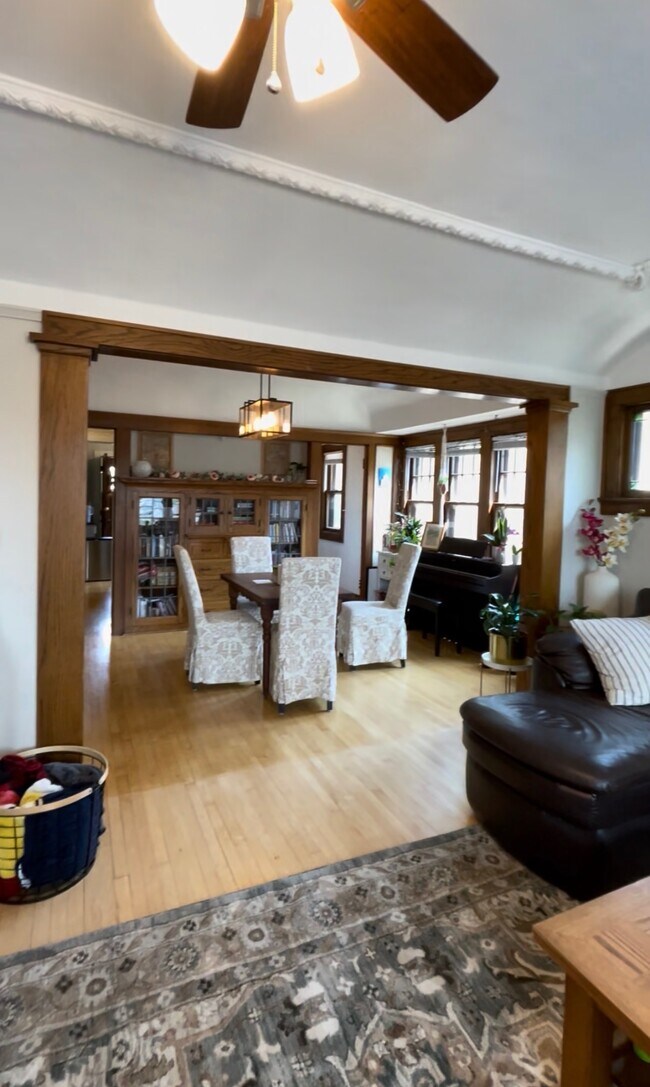 Foto del edificio - 2156 N 62nd St
