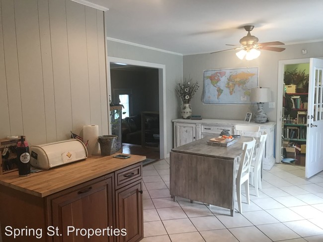 Building Photo - 3 br, 1.5 bath House - 5508 Buskirk Ave
