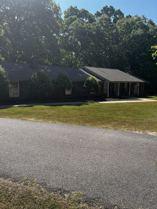 Building Photo - 895 GA-106