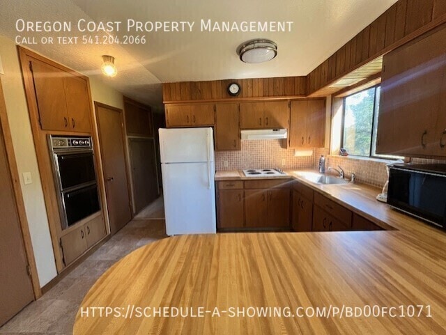 Building Photo - 32300 Cape Kiwanda Dr