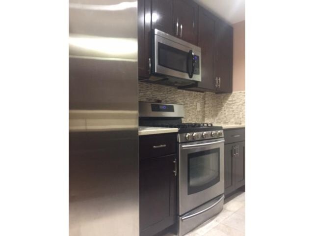 Primary Photo - 14220 84th Dr