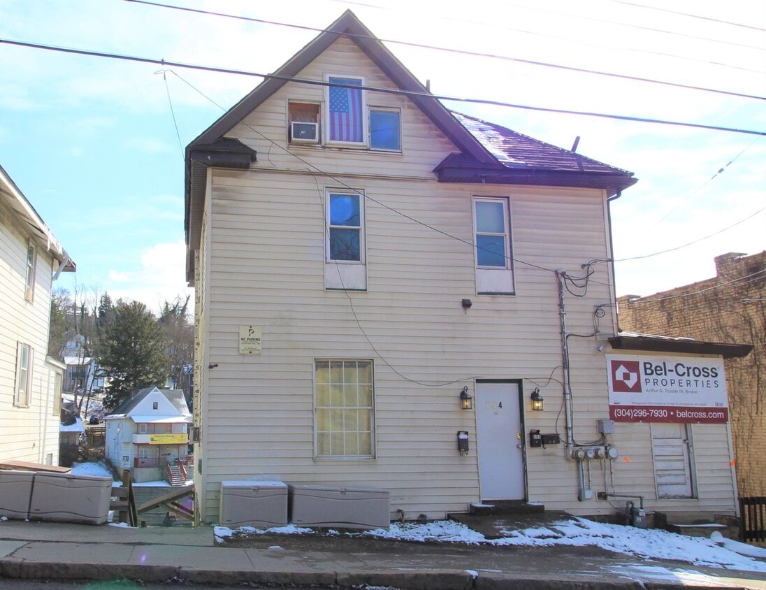 696 Willey St, WV 26505 House Rental in WV