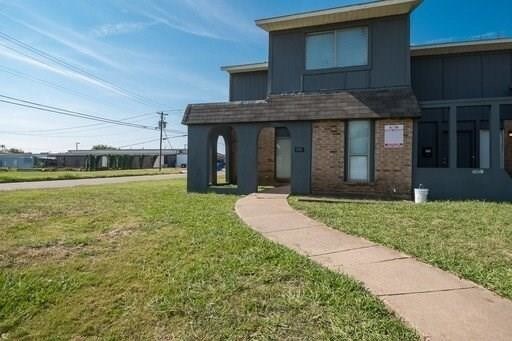 Foto principal - 2401 Doreen St