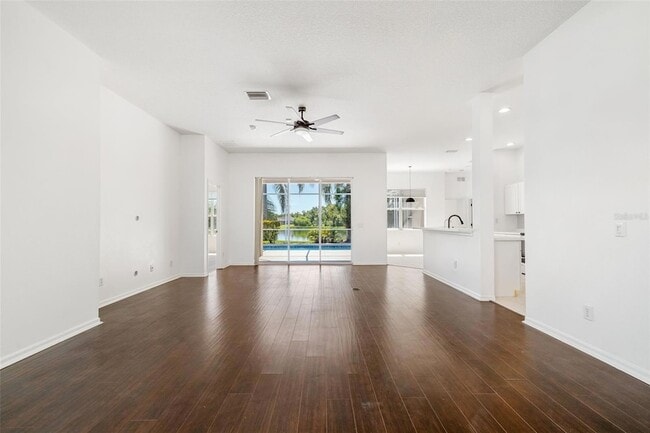 Building Photo - 7813 Castleisland Dr