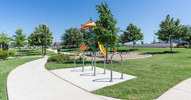 Building Photo - Winding Brook