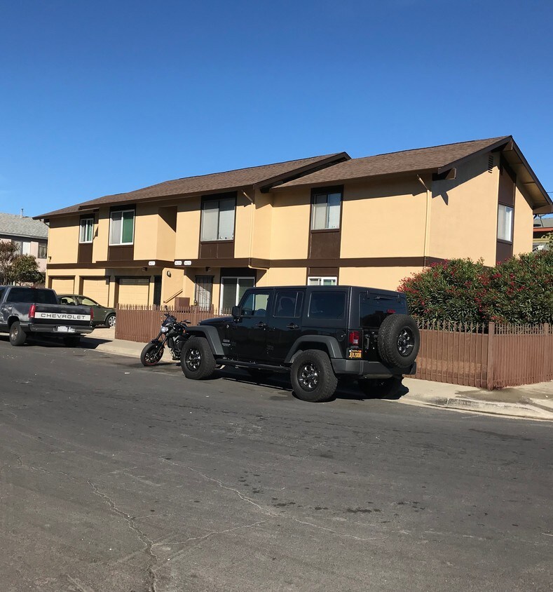 Foto del edificio - 1625-1629 Portola Ave