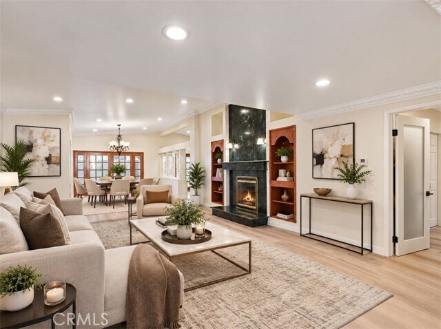 Foto del edificio - 8501 Enfield Ave