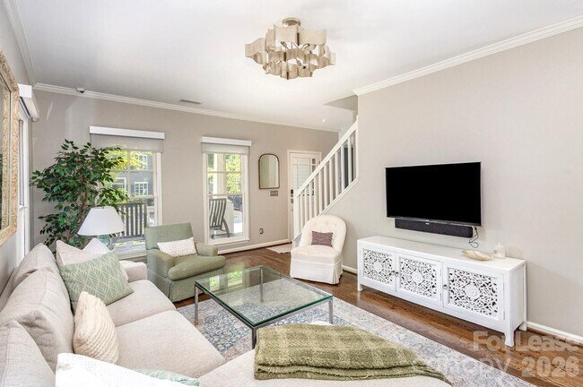 Foto del edificio - 418 Olmsted Park Pl