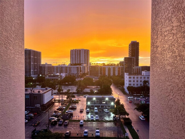 Foto del edificio - 444 N E St