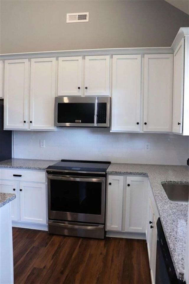 Building Photo - 7131 Hilliard Cir