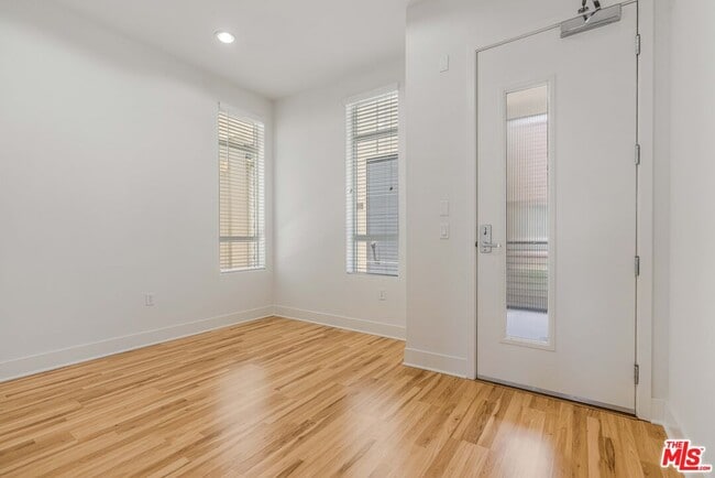 Building Photo - 12920 W Runway Rd